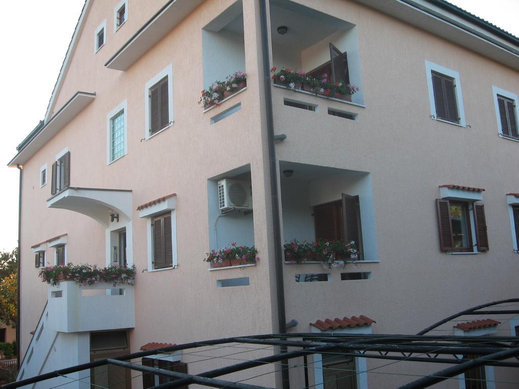 Apartments Lavanda 1 Nijvice Zewnętrze zdjęcie