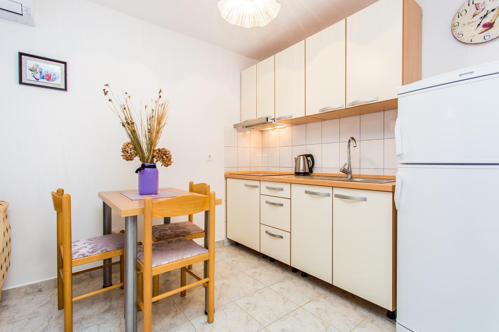 Apartments Lavanda 1 Nijvice Zewnętrze zdjęcie