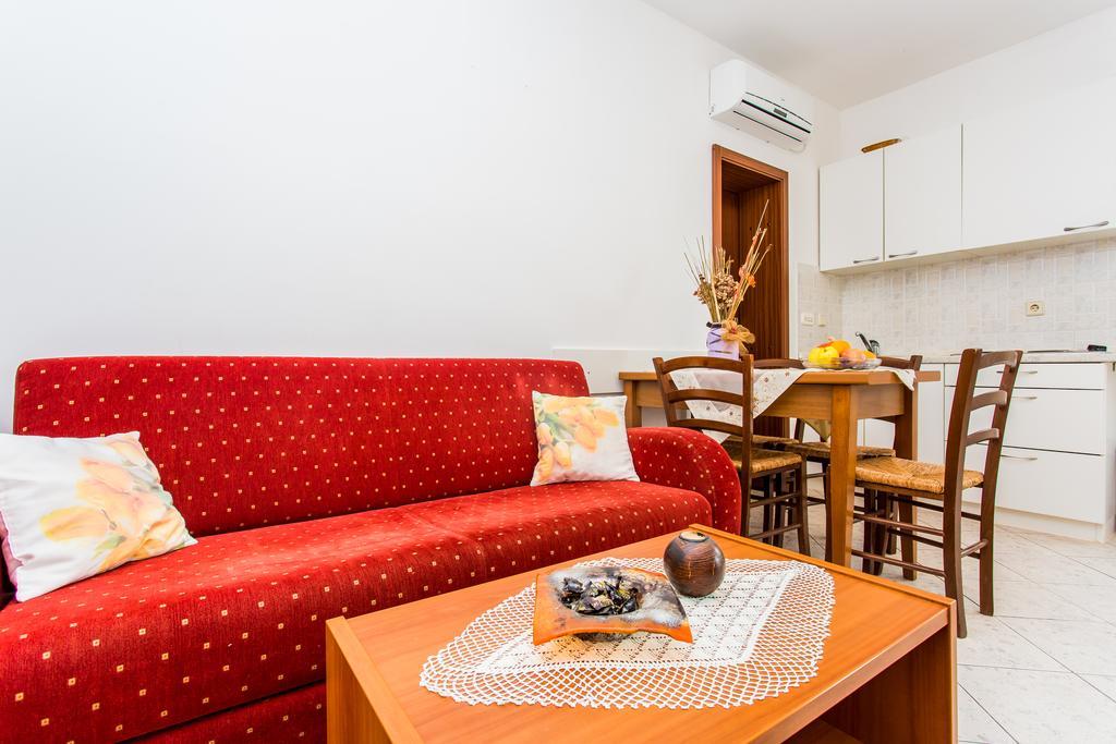 Apartments Lavanda 1 Nijvice Zewnętrze zdjęcie