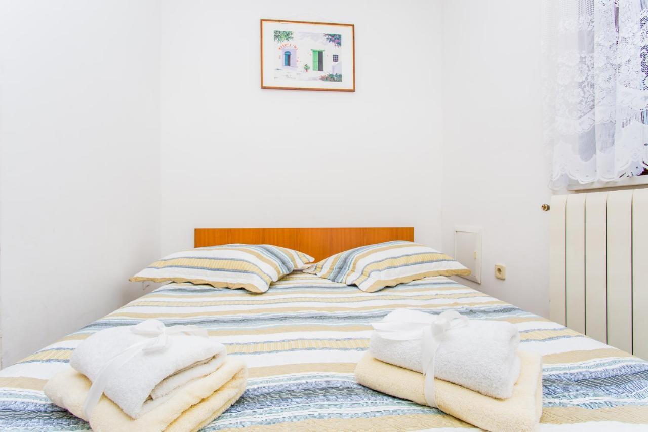 Apartments Lavanda 1 Nijvice Zewnętrze zdjęcie